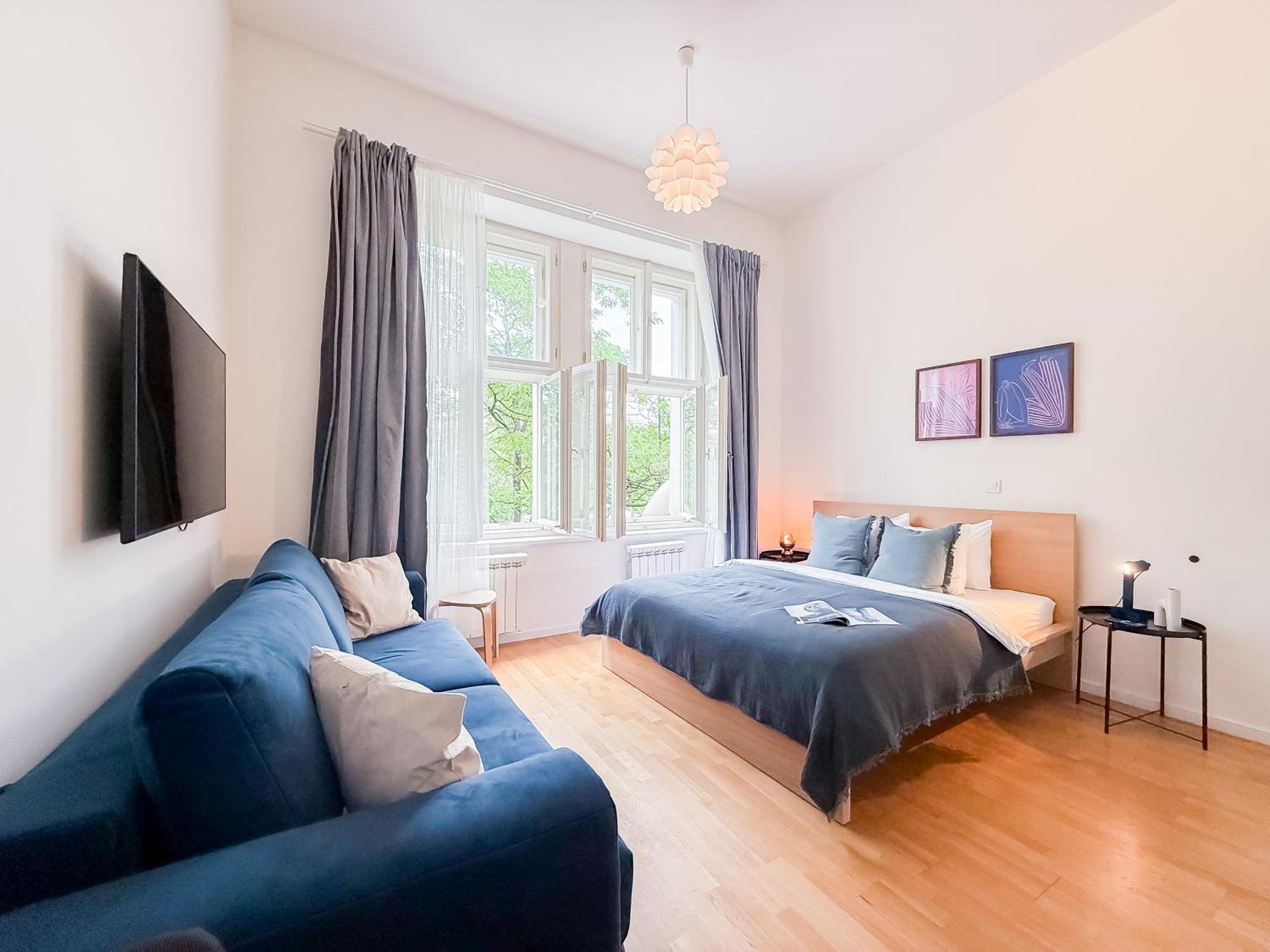 Turnkey I National Museum Apartments — Photos 1